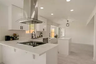 7926 Windy Creek Dr, Houston, TX 77040 - Photo 15
