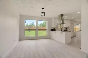 7926 Windy Creek Dr, Houston, TX 77040 - Photo 13