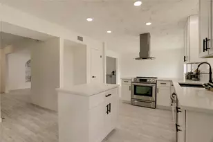 7926 Windy Creek Dr, Houston, TX 77040 - Photo 19