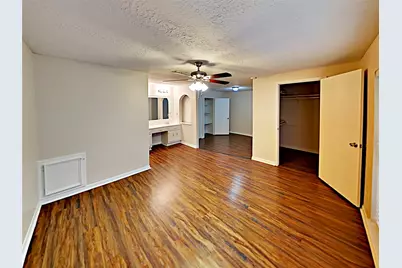 16259 Hollow Wood Drive, Houston, TX 77090 - Photo 9