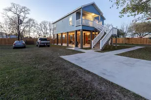 1126 3 Ks, San Leon, TX 77539 - Photo 5