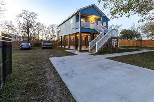 1126 3 Ks, San Leon, TX 77539 - Photo 1