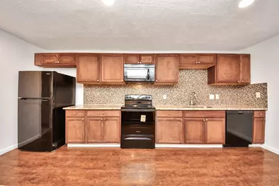 5521 Southlea Street, Houston, TX 77033 - Photo 5