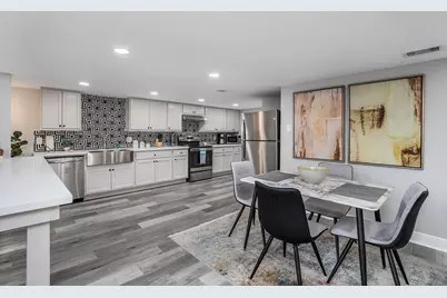 2118 Strand Street #212, Galveston, TX 77550 - Photo 17