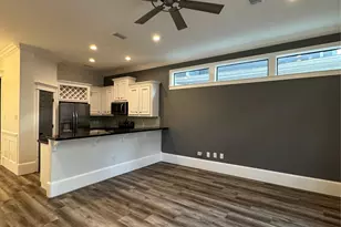 1126 W 23rd St, Houston, TX 77008 - Photo 9