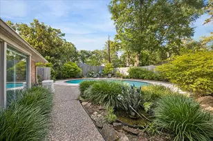 10110 Sugar Hill Dr, Houston, TX 77042 - Photo 33