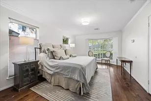 10110 Sugar Hill Dr, Houston, TX 77042 - Photo 21
