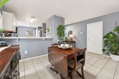 8714 Dawnridge Drive, Houston, TX 77071 - Photo 11
