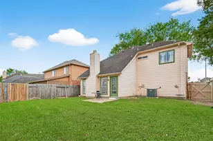 8714 Dawnridge Dr, Houston, TX 77071 - Photo 33