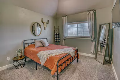 1704 Twin Oaks Circle, Brenham, TX 77833 - Photo 19