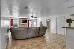 2201 Georgetown St, Katy, TX 77493 - Photo 5