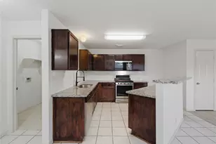 10219 Sugarbridge Trail, Sugar Land, TX 77498 - Photo 11