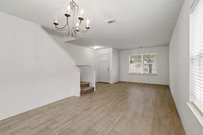 10219 Sugarbridge Trail, Sugar Land, TX 77498 - Photo 5