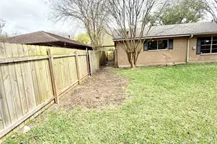 98 Sparrow Way, Beaumont, TX 77707 - Photo 23