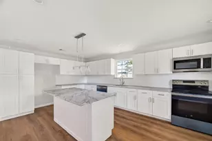 8702 Rinn St, Houston, TX 77078 - Photo 15