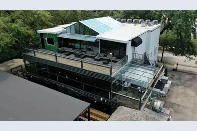 1916 Baldwin, Houston, TX 77002 - Photo 5