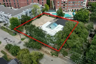 1916 Baldwin, Houston, TX 77002 - Photo 3