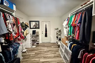 407 Lakeview Dr, Wallis, TX 77485 - Photo 7