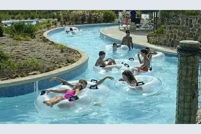 16 Florentino Vine Place, The Woodlands, TX 77354 - Photo 37