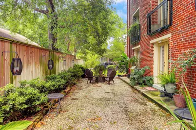 215 W Norma Street #302, Houston, TX 77009 - Photo 3