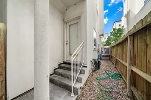 5630 Kiam St, Houston, TX 77007 - Photo 21