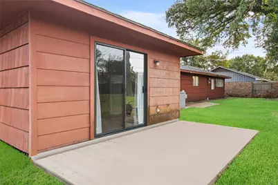 103 Ligustrum Street, Lake Jackson, TX 77566 - Photo 27