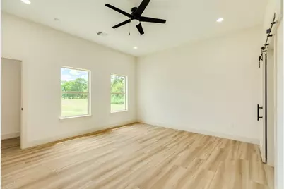 33111 Amberjack Drive, Richwood, TX 77515 - Photo 23