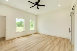 33111 Amberjack Dr, Richwood, TX 77515 - Photo 23
