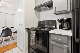 3770 Lovers Wood Ln, Houston, TX 77014 - Photo 11