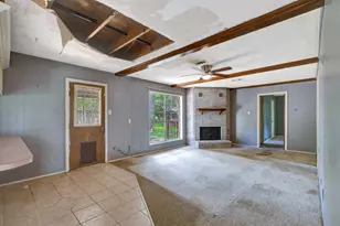 15255 Conroe Dr, Conroe, TX 77384 - Photo 11