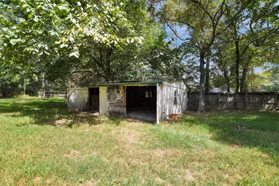 15255 Conroe Drive, Conroe, TX 77384 - Photo 47