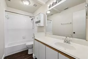 3714 Colleen Woods Cir, Houston, TX 77080 - Photo 23