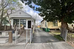 811 E 23rd St, Houston, TX 77009 - Photo 11