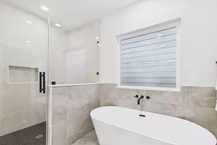 5027 Golden Forest Dr, Houston, TX 77091 - Photo 21