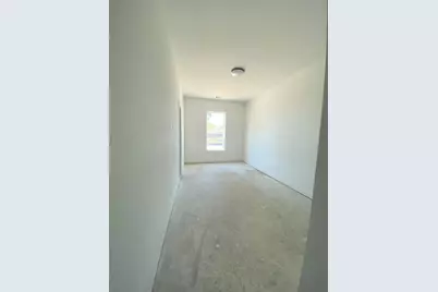 12246 Valencia Boulevard, Mont Belvieu, TX 77523 - Photo 11