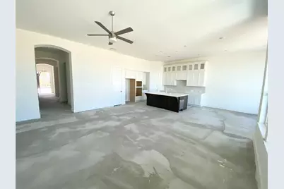 12246 Valencia Boulevard, Mont Belvieu, TX 77523 - Photo 5