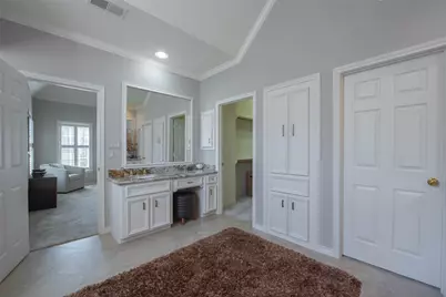 2211 Augusta Drive #25, Houston, TX 77057 - Photo 19