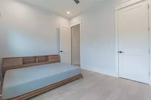 406 Fenn St, Houston, TX 77018 - Photo 23