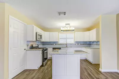 1406 W Talmage Street, Alvin, TX 77511 - Photo 1