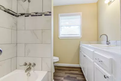 1406 W Talmage Street, Alvin, TX 77511 - Photo 23