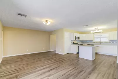 1406 W Talmage Street, Alvin, TX 77511 - Photo 5