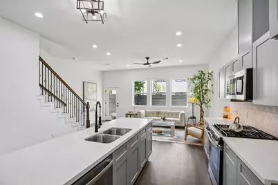 6809 Conley Street #B, Houston, TX 77021 - Photo 9