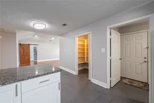 407 Juniper Ct, Stafford, TX 77477 - Photo 7