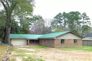 618 Temple St, Woodville, TX 75979 - Photo 9