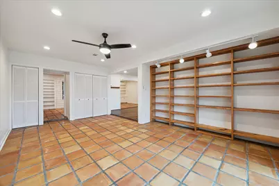 7262 Roos Road, Houston, TX 77074 - Photo 13