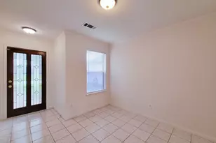 11810 Rolling Stream Dr, Tomball, TX 77375 - Photo 5