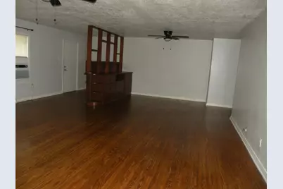 805 Oak Street S, Bellville, TX 77418 - Photo 11