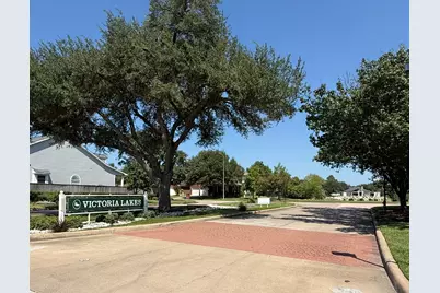 835 Victoria Lakes Drive, Katy, TX 77493 - Photo 35