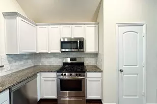 9026 Beacon Mill Dr, Cypress, TX 77433 - Photo 17