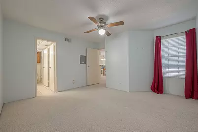 2750 Holly Hall Street #1707, Houston, TX 77054 - Photo 7